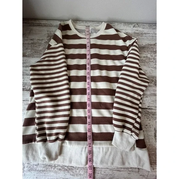 WIHOLL Women's size M Cream and Brown Stripe Long Sleeve Thermal - Picture 3 of 9